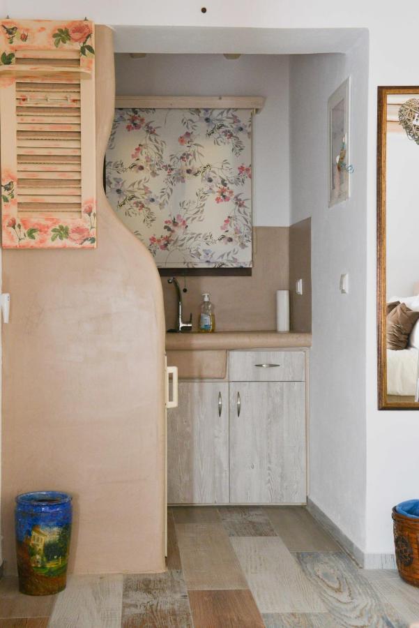 Elizabeth'S Small Apartment Naxos City Ngoại thất bức ảnh